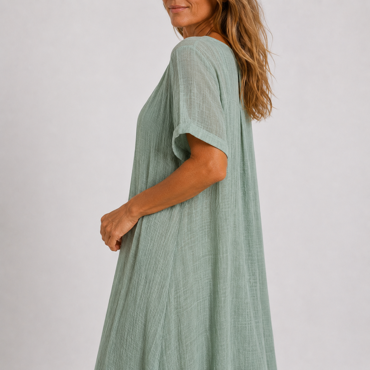 MOREAU LYON | CLASSIQUE ROBE À COL EN V POUR FEMMES