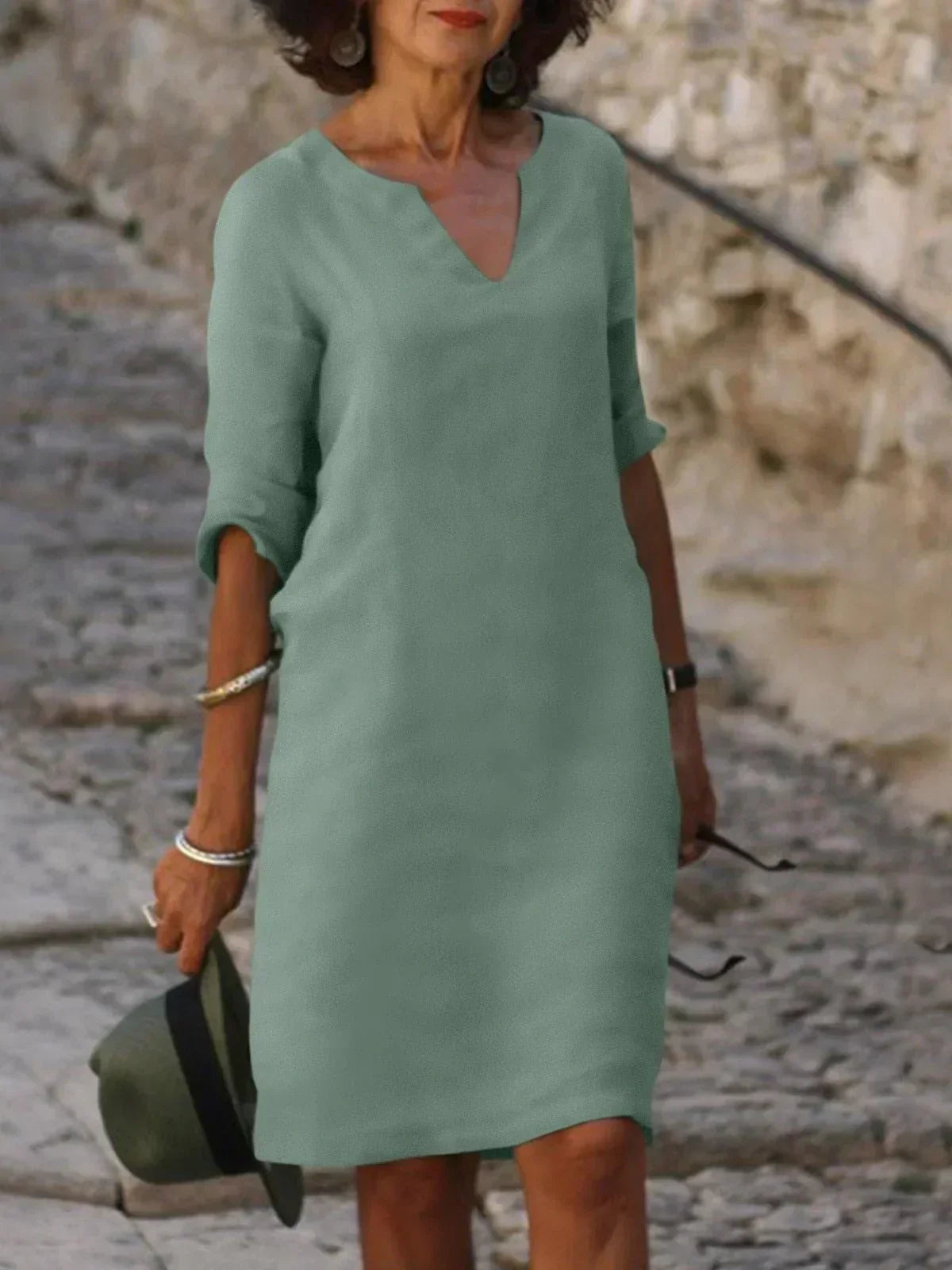 Maisonrivelle | Robe d'été féminine à col en V